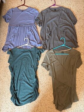 4- Women’s maternity SHEIN short sleeve tops- medium